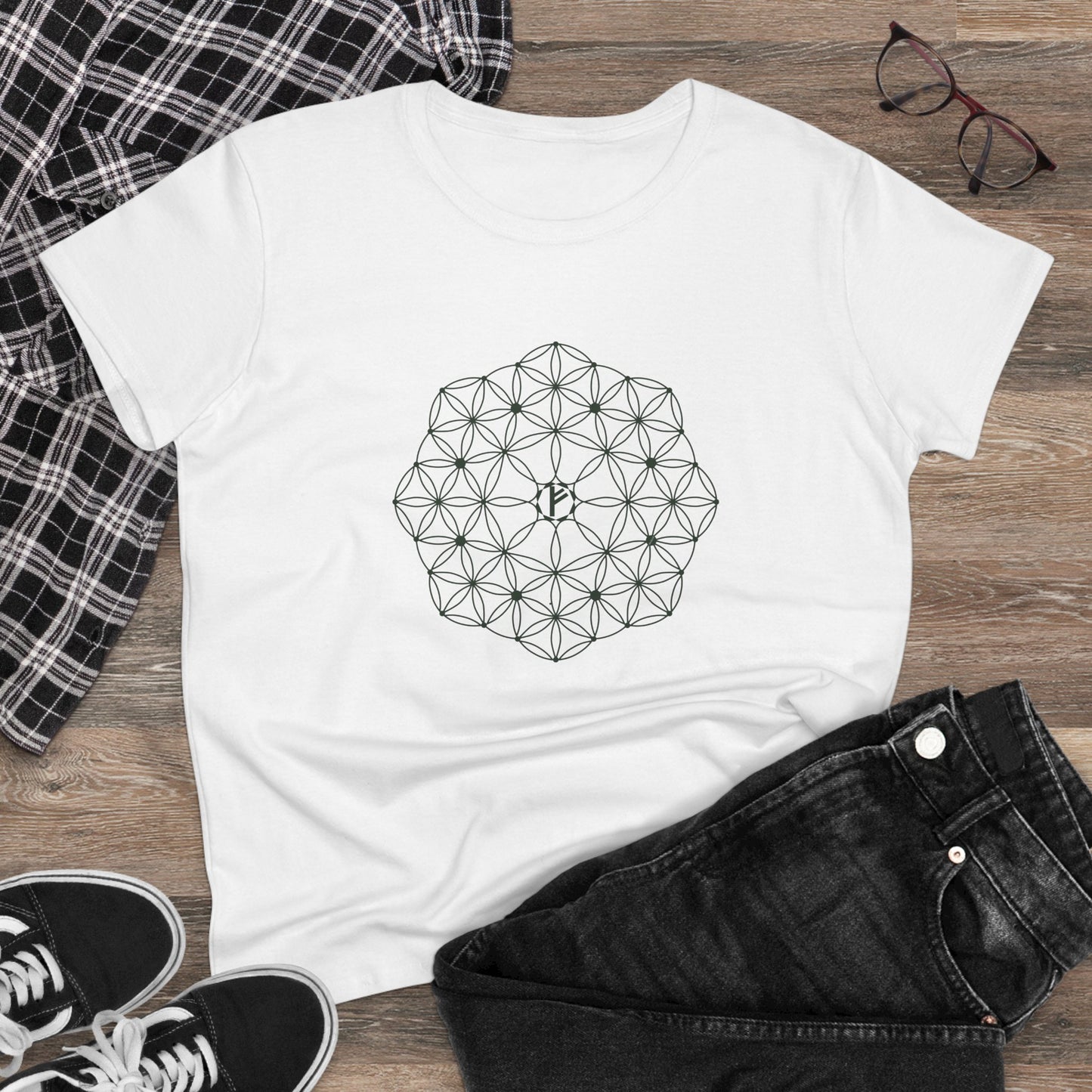 Spellcaster Women's Easy Tee - Wealth
