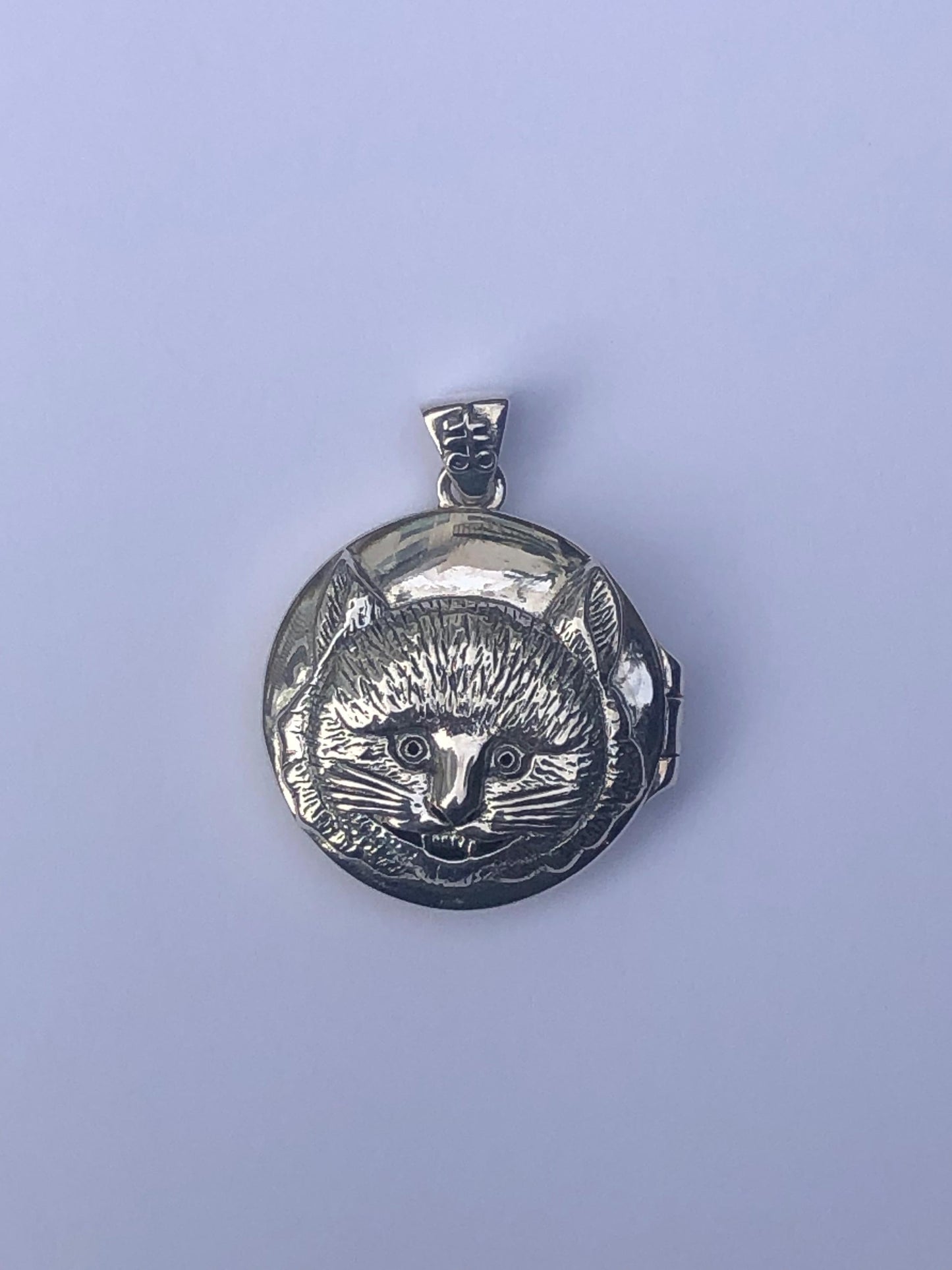 Cheshire Cat 925 Silver "Scent Locket" Pendant Necklace