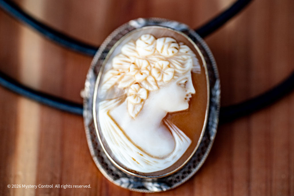 Cameo Pendant/Brooch of Flora, the Roman goddess of spring and flowers.