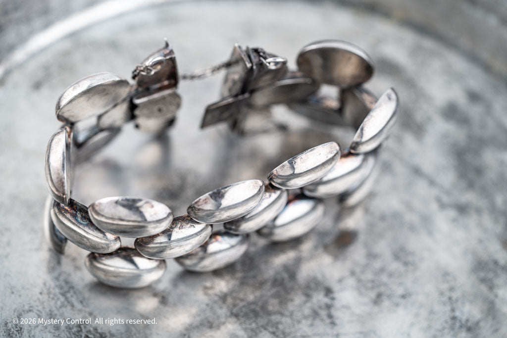Mexican Modernist Triple-row Pillow Link Bracelet