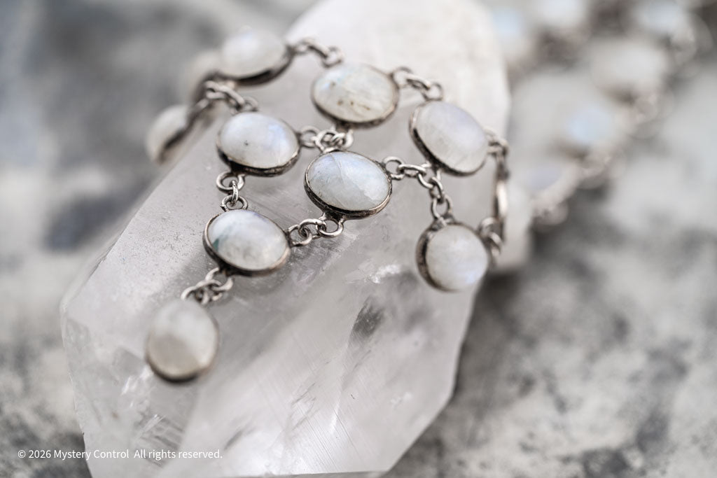 Edwardian Rainbow Moonstone Necklace