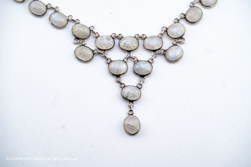 Edwardian Rainbow Moonstone Necklace