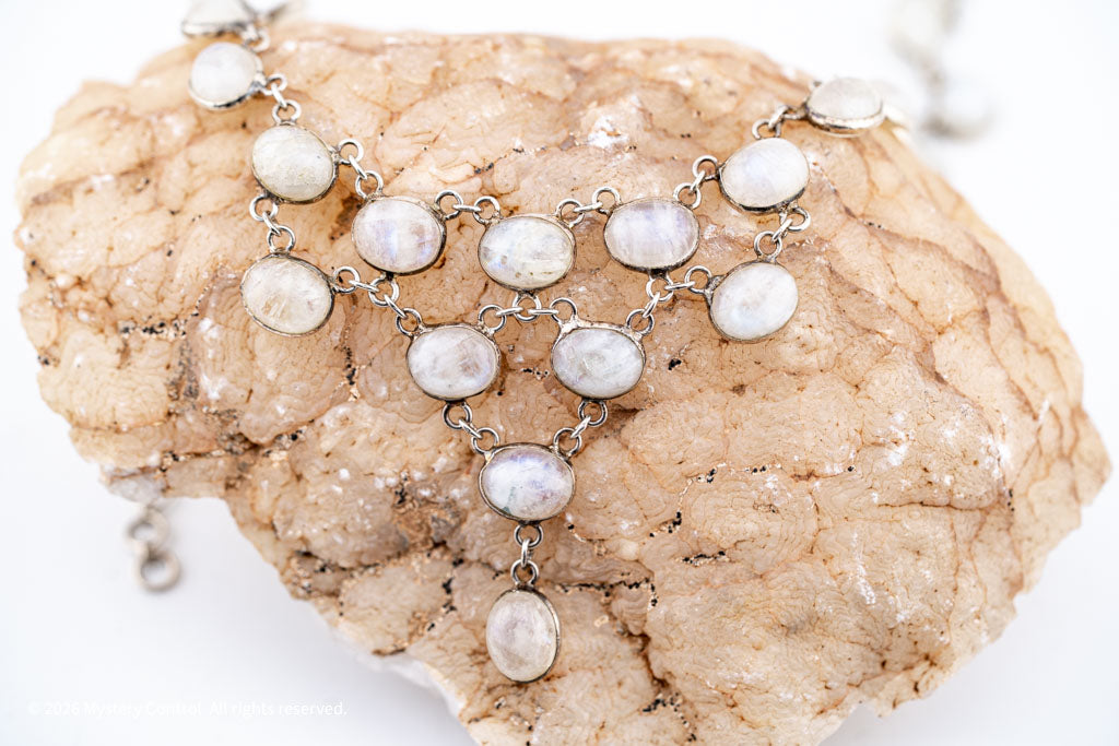 Edwardian Rainbow Moonstone Necklace