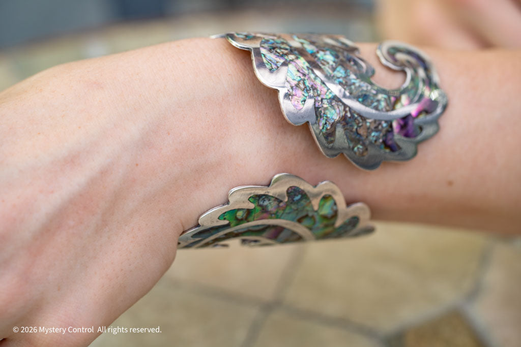 Los Ballesteros Sterling Silver Abalone Cuff Clamper Bracelet