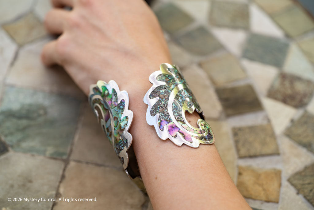 Los Ballesteros Sterling Silver Abalone Cuff Clamper Bracelet