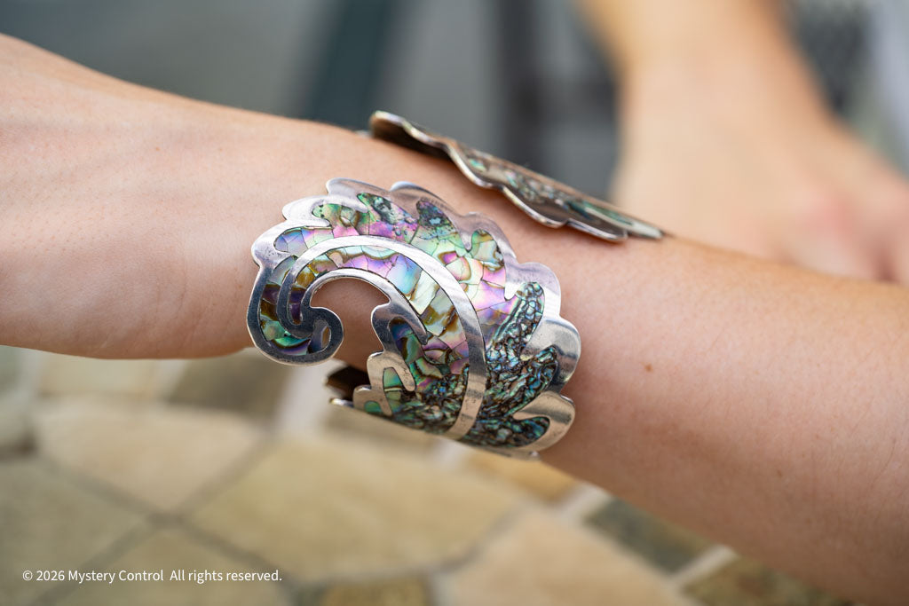 Los Ballesteros Sterling Silver Abalone Cuff Clamper Bracelet