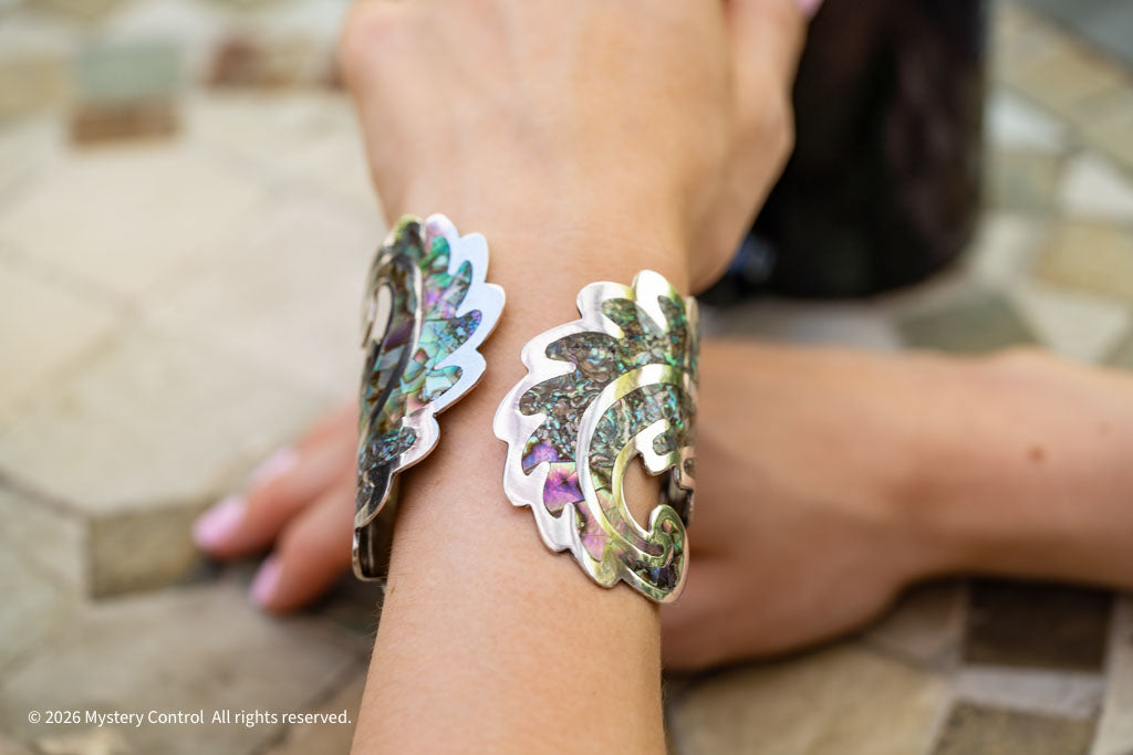 Los Ballesteros Sterling Silver Abalone Cuff Clamper Bracelet
