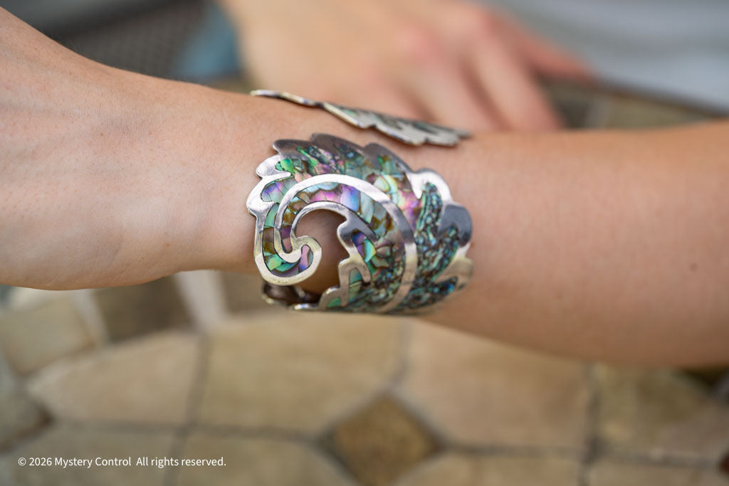 Los Ballesteros Sterling Silver Abalone Cuff Clamper Bracelet