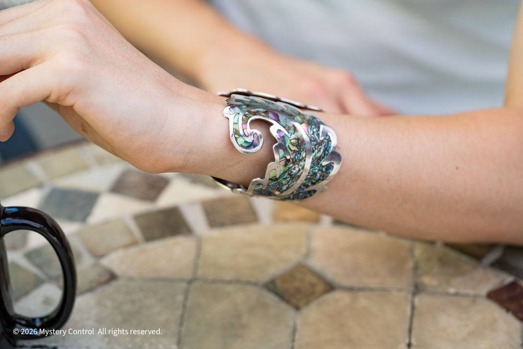 Los Ballesteros Sterling Silver Abalone Cuff Clamper Bracelet