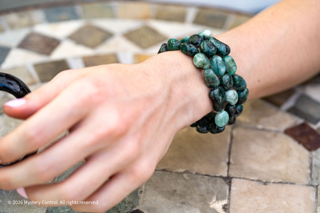 Polished Emerald Bracelet