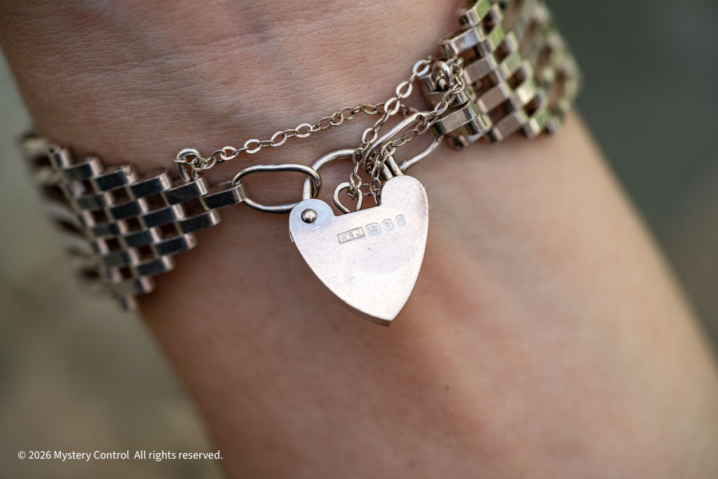 70's Heart Padlock Gate Bracelet in 925 Silver