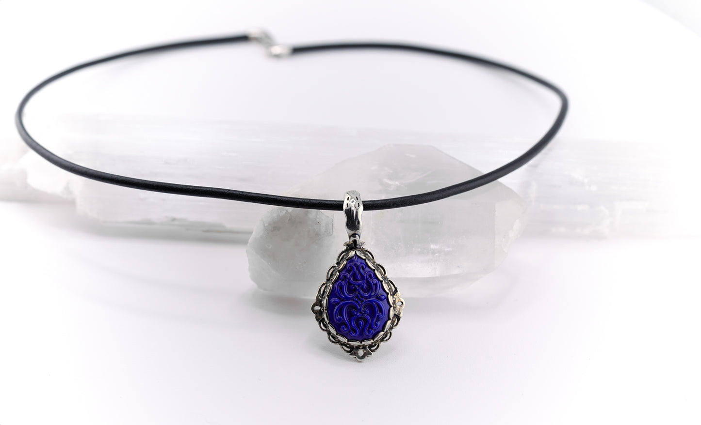 Carolyn Pollack Carved 925 Silver & Lapis Lazuli, Leather Necklace