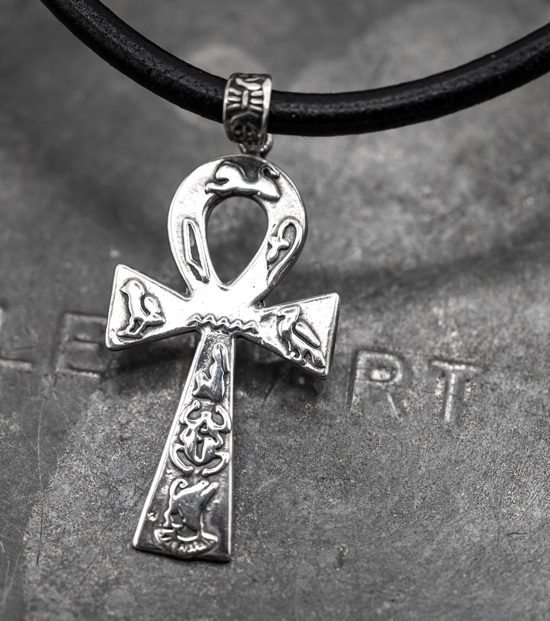 Queen of Egypt Ankh Necklace in 925 Silver and Black Leather
