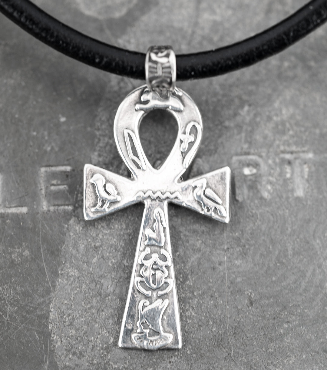 Queen of Egypt Ankh Necklace in 925 Silver and Black Leather