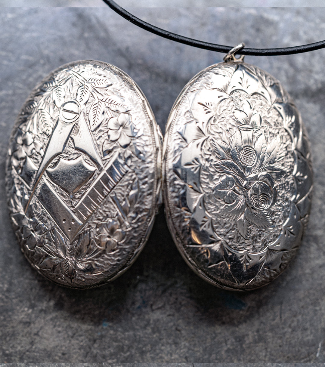 Scottish Masonic Locket in 925 Silver with Leather & Silver Necklace