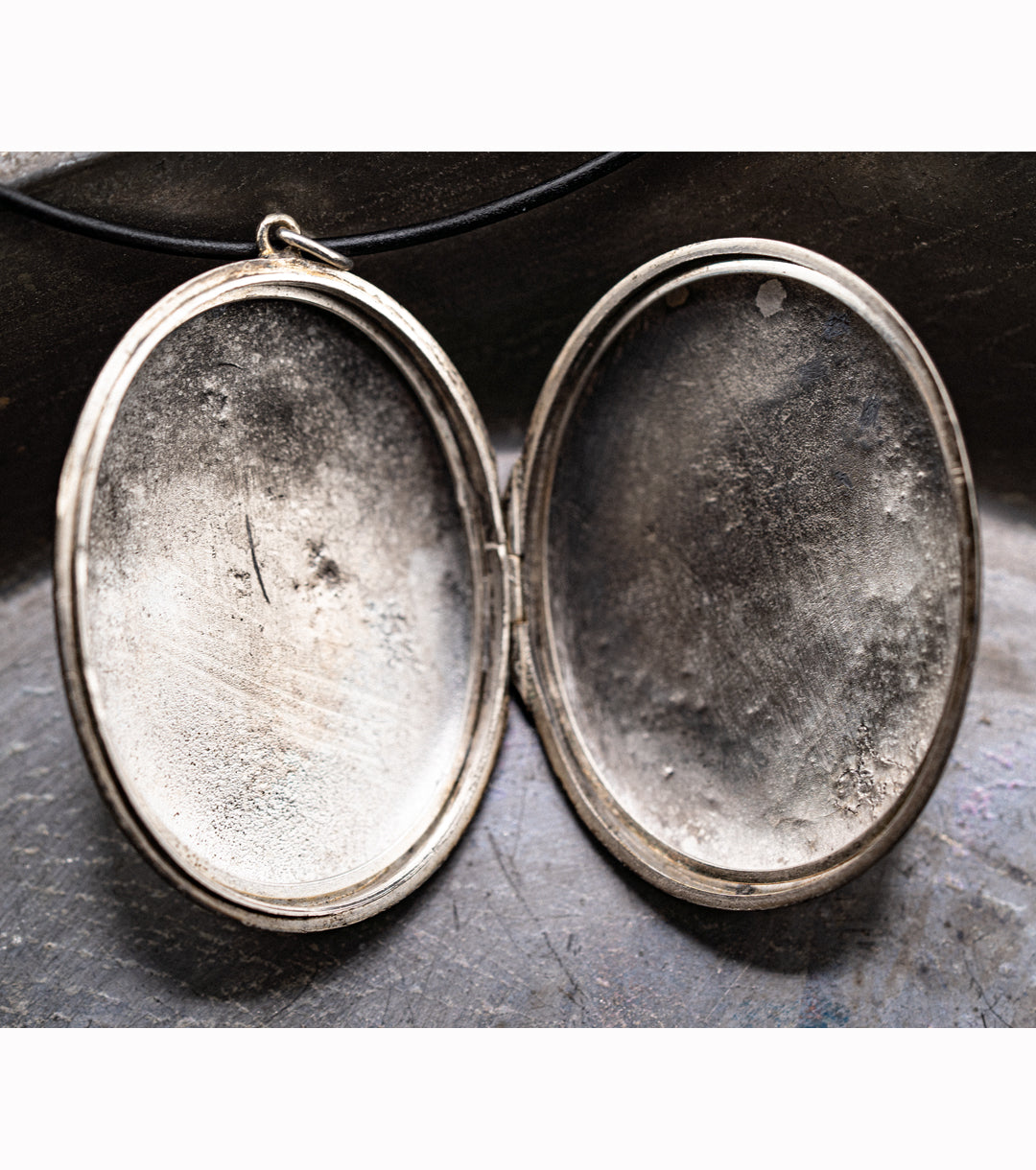 Scottish Masonic Locket in 925 Silver with Leather & Silver Necklace